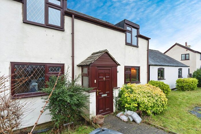 3 Bedroom Semi Detached House For Sale In Chester Road, Bretton, Chester, Flintshire, CH4