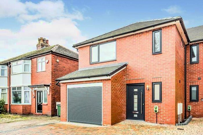 3 Bedroom Semi-Detached House To Rent In Longford Road West, Stockport, SK5