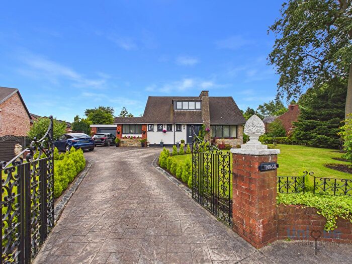 4 Bedroom Detached House For Sale In Dowbridge, Kirkham, PR4