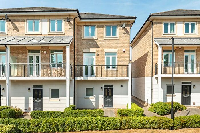 4 Bedroom Property To Rent In Marbaix Gardens, Osterley, TW7