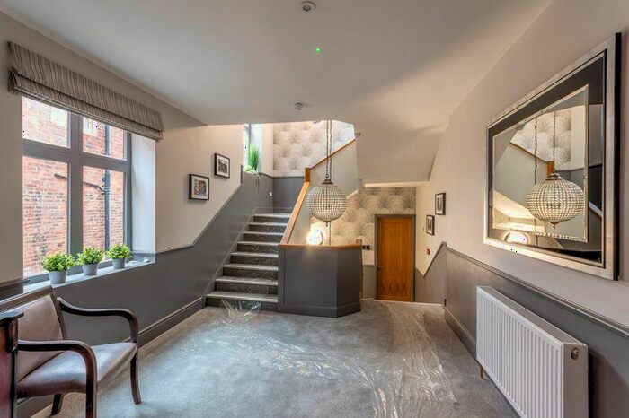 1 Bedroom Flat To Rent In - Bridgegate, Retford, DN22