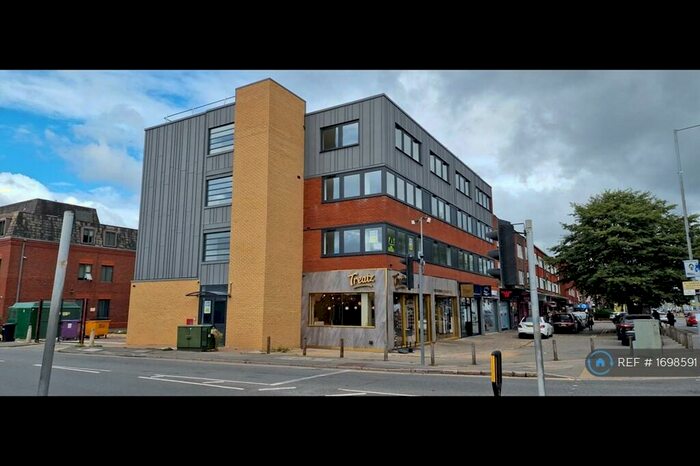 1 Bedroom Flat To Rent In Montrose House, Slough, SL1