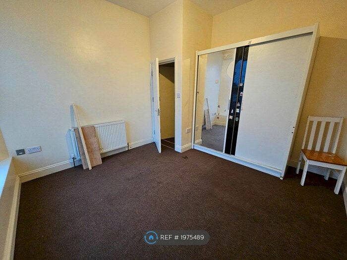 1 Bedroom Flat To Rent In Argyle Road, Ilford, IG1