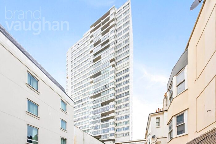 2 Bedroom Flat For Sale In St. Margarets Place, Brighton, BN1