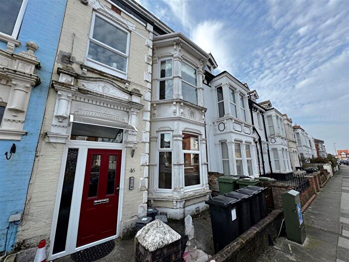 2 Bedroom Flat To Rent In Festing Grove, Southsea, PO4