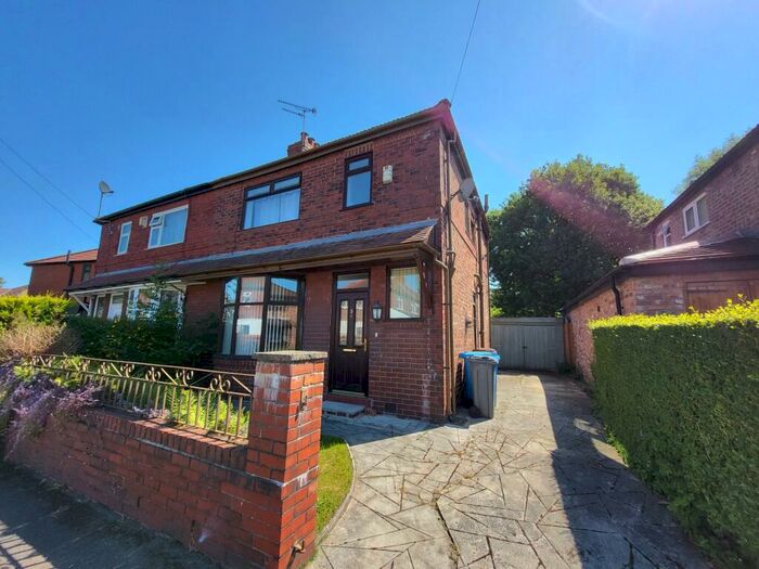 3 Bedroom Semi-Detached House To Rent In Austin Drive, Didsbury, Manchester, M20