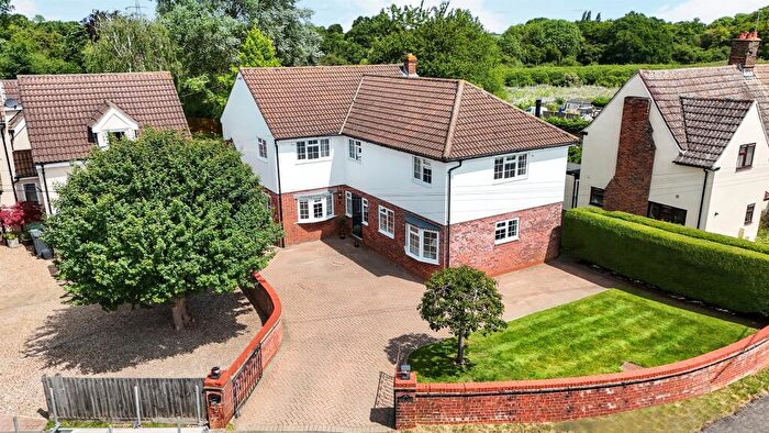 5 Bedroom Detached House For Sale In Wicken Road, Wicken Bonhunt, Saffron Walden, CB11