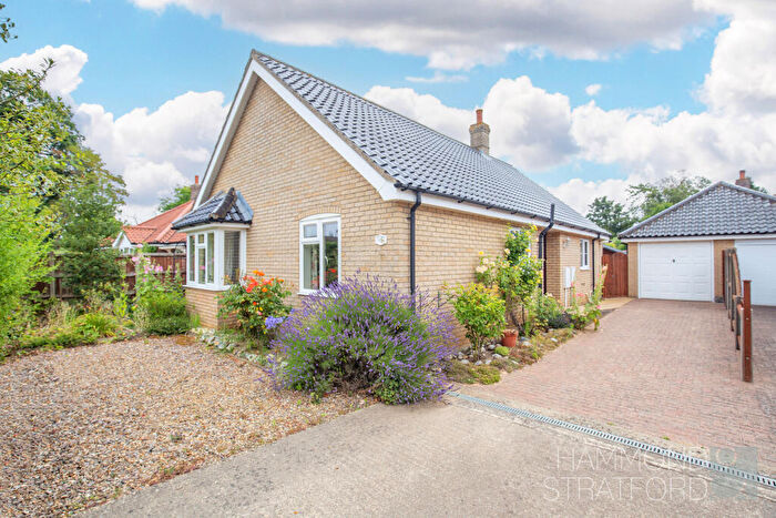 3 Bedroom Bungalow For Sale In Lynch Green, Hethersett, NR9