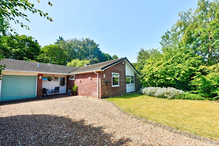 3 Bedroom Bungalow For Sale In Makins Road, Henley On Thames, RG9