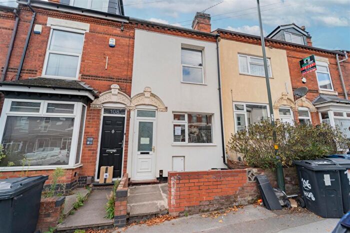 4 Bedroom House To Rent In Hubert Road, Birmingham, West Midlands, B29