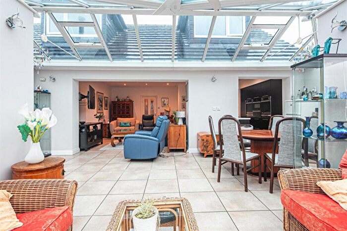 5 Bedroom Detached House For Sale In Bushey Wood Road, Dore, S17