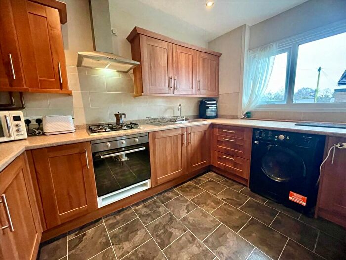 1 Bedroom Flat For Sale In Redcar Avenue, Preston, Lancashire, PR2