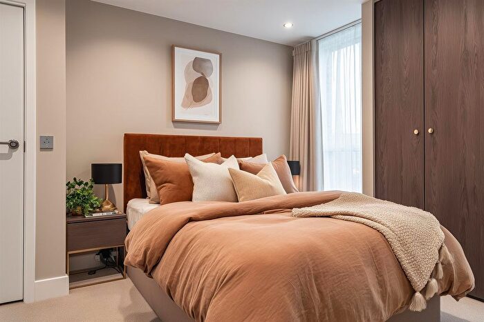 2 Bedroom Flat For Sale In Kempston Street, Liverpool, L3