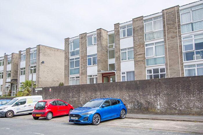 2 Bedroom Apartment To Rent In Gainsborough Court, Bridge Street, Cogan, CF64