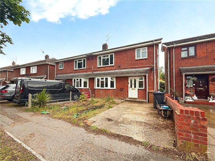3 Bedroom Semi-Detached House For Sale In Malmesbury Road, Romsey, Hampshire, SO51