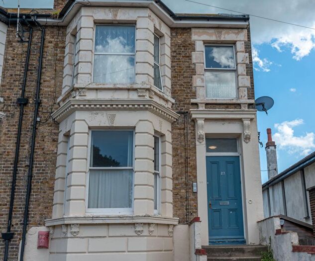 1 Bedroom Flat To Rent In Clarendon Road, Margate, CT9