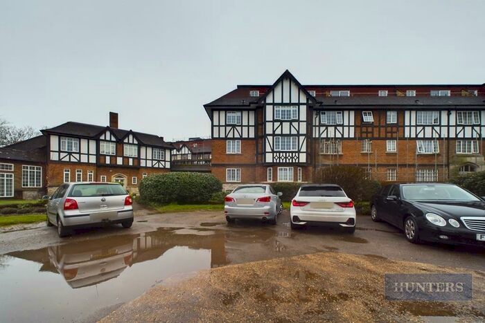 1 Bedroom Flat To Rent In Elmfield North, Millbrook Road East, SO15