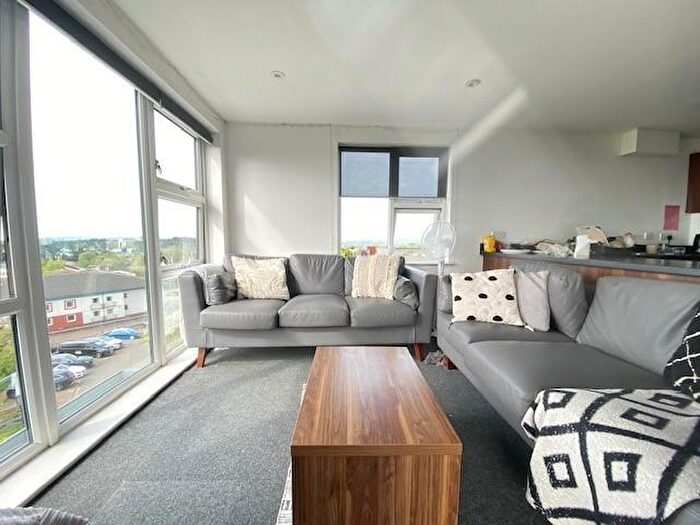 8 Bedroom Flat To Rent In Flat, Plymbridge Lane, Derriford, Plymouth, PL6