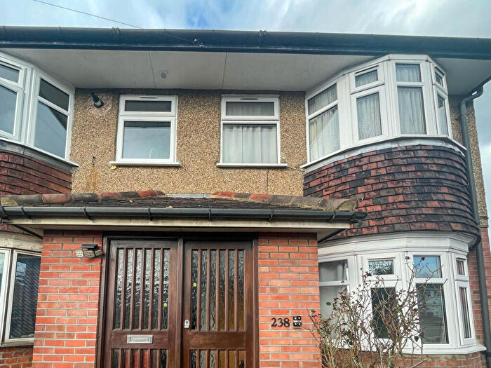 1 Bedroom Flat To Rent In Eastcote Lane, Harrow, HA2