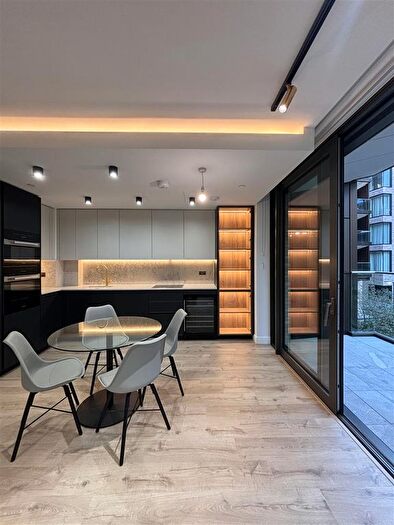 2 Bedroom Flat To Rent In Dingley Road, London, EC1V