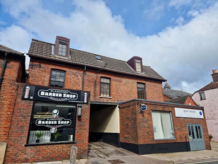 2 Bedroom Flat To Rent In East Street, Blandford Forum, DT11