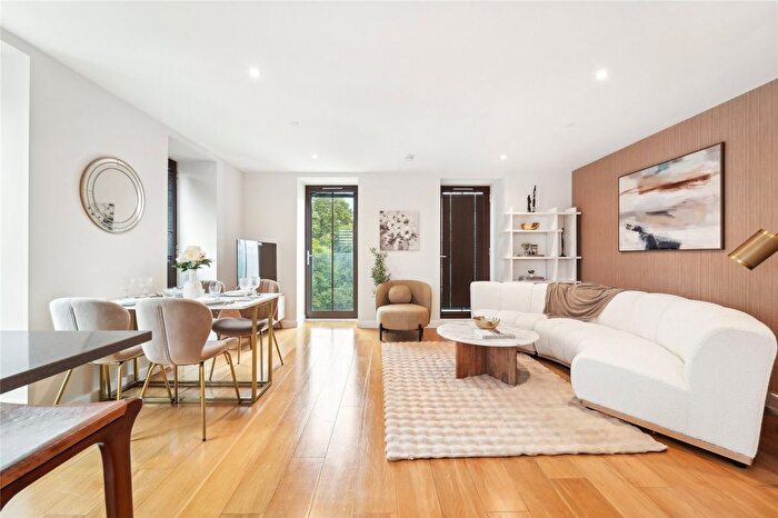 2 Bedroom Flat To Rent In Altayyar House, Marsham St, Westminster, London, SW1P