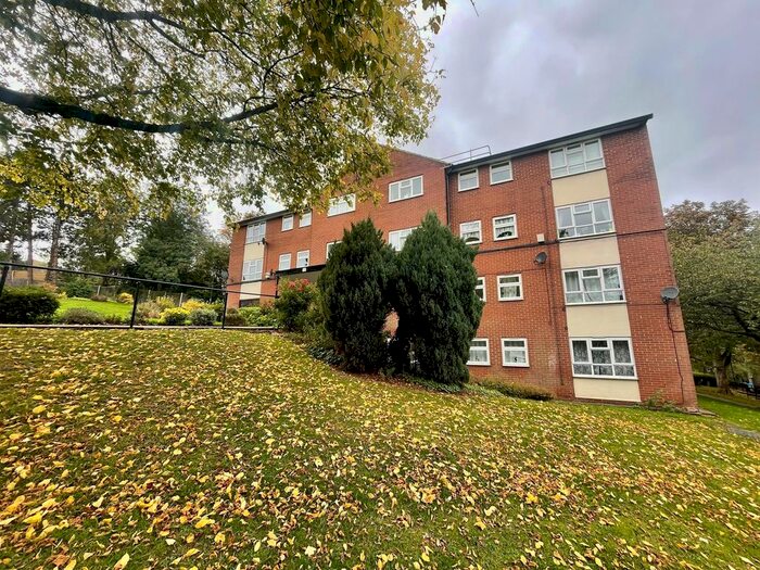 2 Bedroom Flat To Rent In St. Clares Close, Derby, DE22