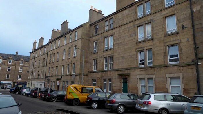 1 Bedroom Flat To Rent In Wardlaw Street, Gorgie, Edinburgh, EH11