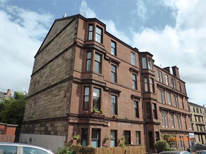 1 Bedroom Flat To Rent In Auchentorlie Street, G11