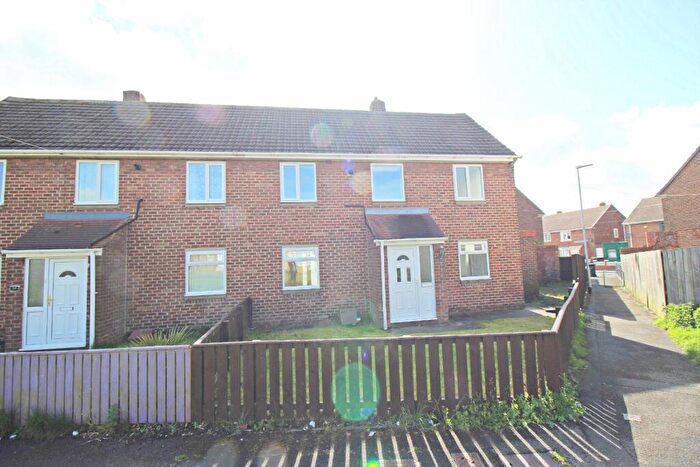 3 Bedroom Semi-Detached House To Rent In Woodland View, West Rainton, Houghton Le Spring, DH4