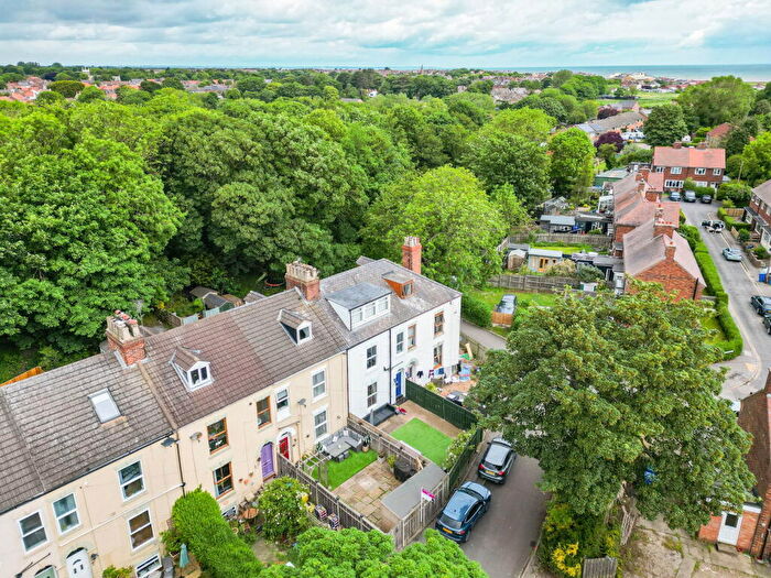 5 Bedroom Town House For Sale In Bank Terrace, Hornsea, HU18