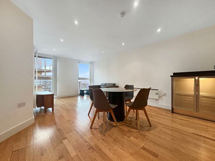 1 Bedroom Flat To Rent In Cartier House, Leeds Dock, LS10