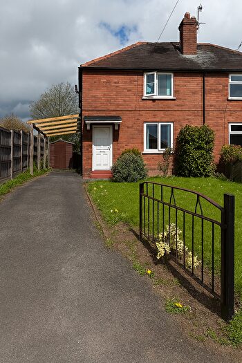 3 Bedroom Semi Detached House To Rent In Portley Road, Telford, TF4