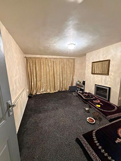 1 Bedroom Flat To Rent In Waddington Street, London, E15