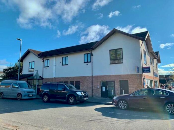 2 Bedroom Flat To Rent In Acacia View, Forest Road, Frome, BA11