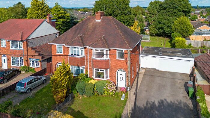 3 Bedroom Semi-Detached House For Sale In Hospital Lane, Bedworth, Warwickshire, CV12