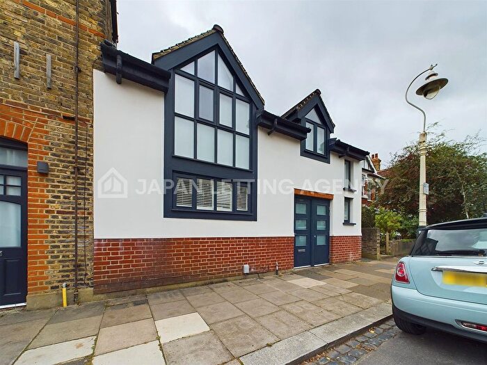 1 Bedroom End Of Terrace House To Rent In Northfield Avenue, London, W13