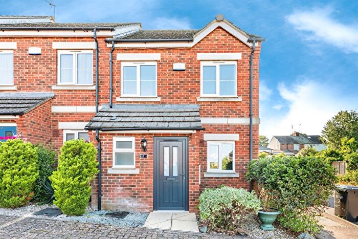 2 Bedroom Property To Rent In Swallow Close, Wellingborough, NN8