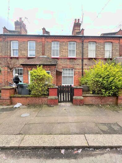 2 Bedroom Terraced House To Rent In Moselle Avenue, London, N22