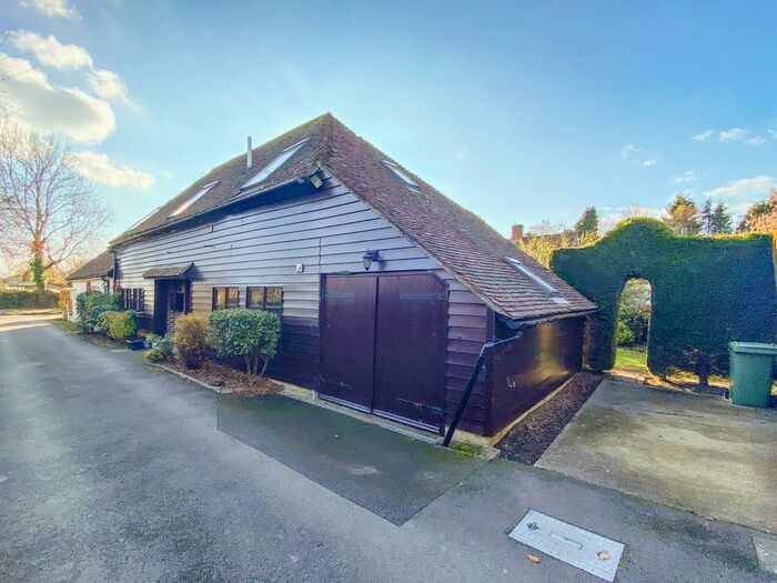 3 Bedroom Barn Conversion For Sale In Walkhurst Road, Benenden, Cranbrook TN17