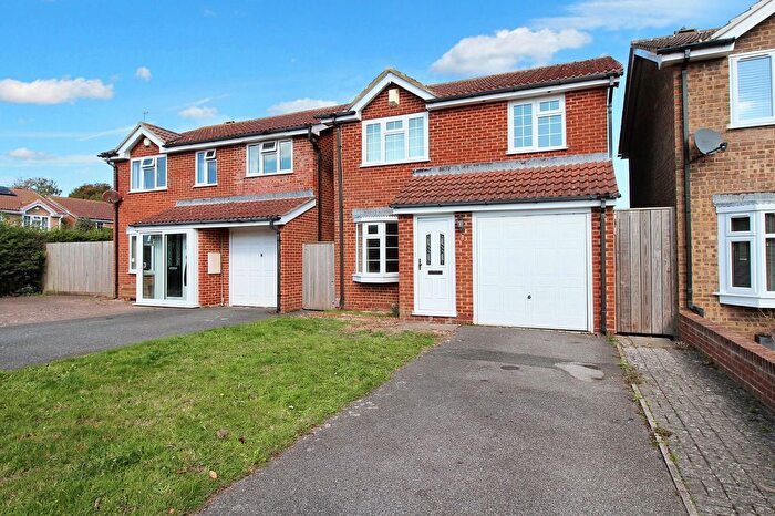 3 Bedroom Detached House To Rent In Naseby Avenue, Folkestone, CT20