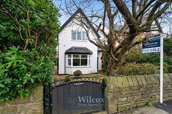 3 Bedroom Detached House For Sale In Chorley Old Road, Bolton, BL1