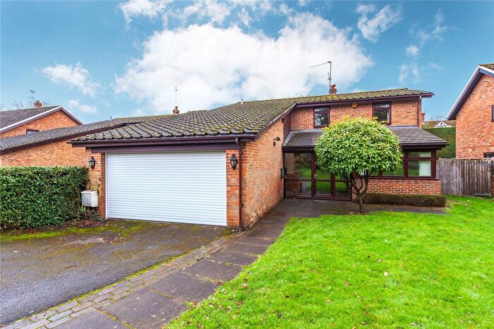 4 Bedroom Detached House For Sale In Bayliss Road, Wargrave, Berkshire, RG10