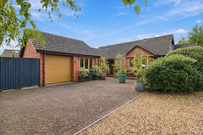 3 Bedroom Bungalow For Sale In Fairfields Road, Ledbury, Herefordshire, HR8
