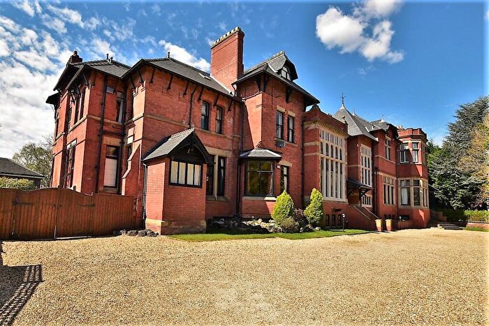2 Bedroom Apartment For Sale In Mersey Road, Didsbury, M20