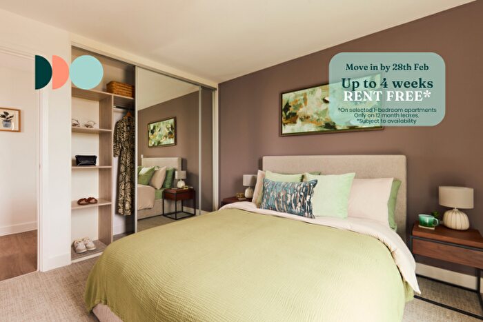 1 Bedroom Apartment To Rent In Avebury Boulevard, Milton Keynes, Buckinghamshire, MK9