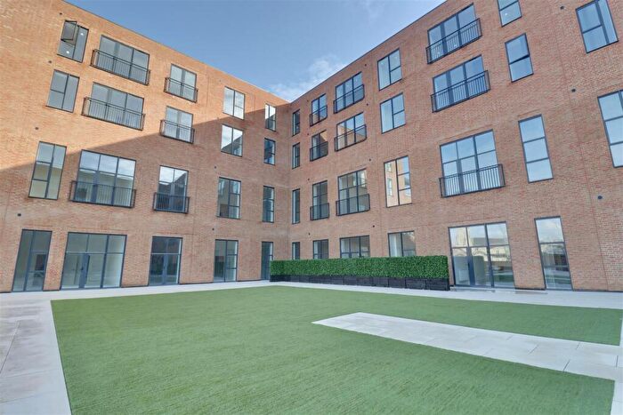 2 Bedroom Flat To Rent In Palmerston Road, Southsea, PO5