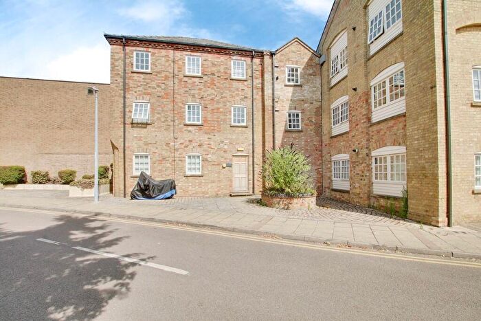 1 Bedroom Flat For Sale In Lindsells Walk, Chatteris, PE16