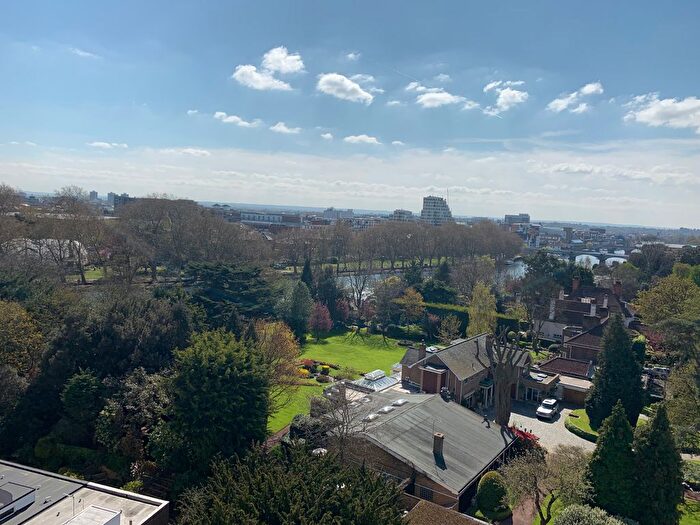 2 Bedroom Flat To Rent In Hamble Court, Broom Park, Teddington, Middlesex, TW11