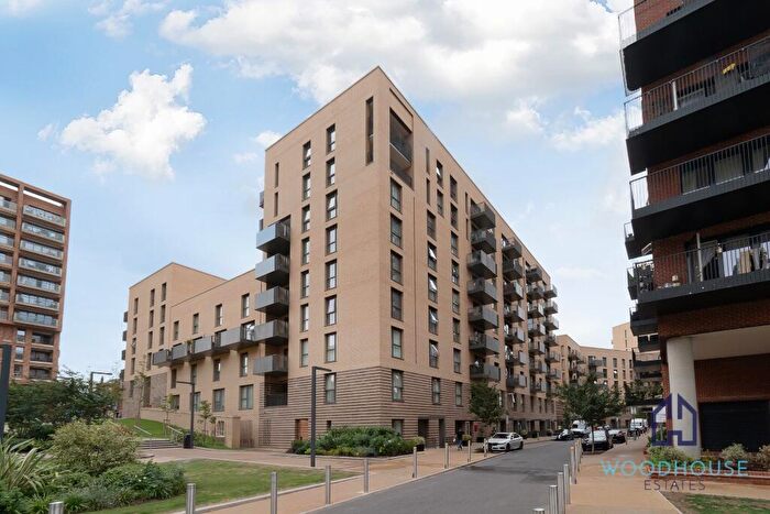2 Bedroom Apartment To Rent In Shearwater Drive, London, NW9